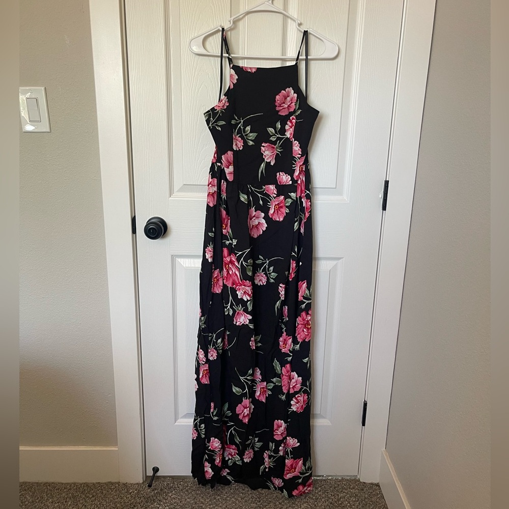 Band of Gypsies Black and Pink Sleeveless Maxi Dress